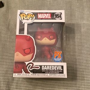 funko pop 954 daredevil bobble-head figure